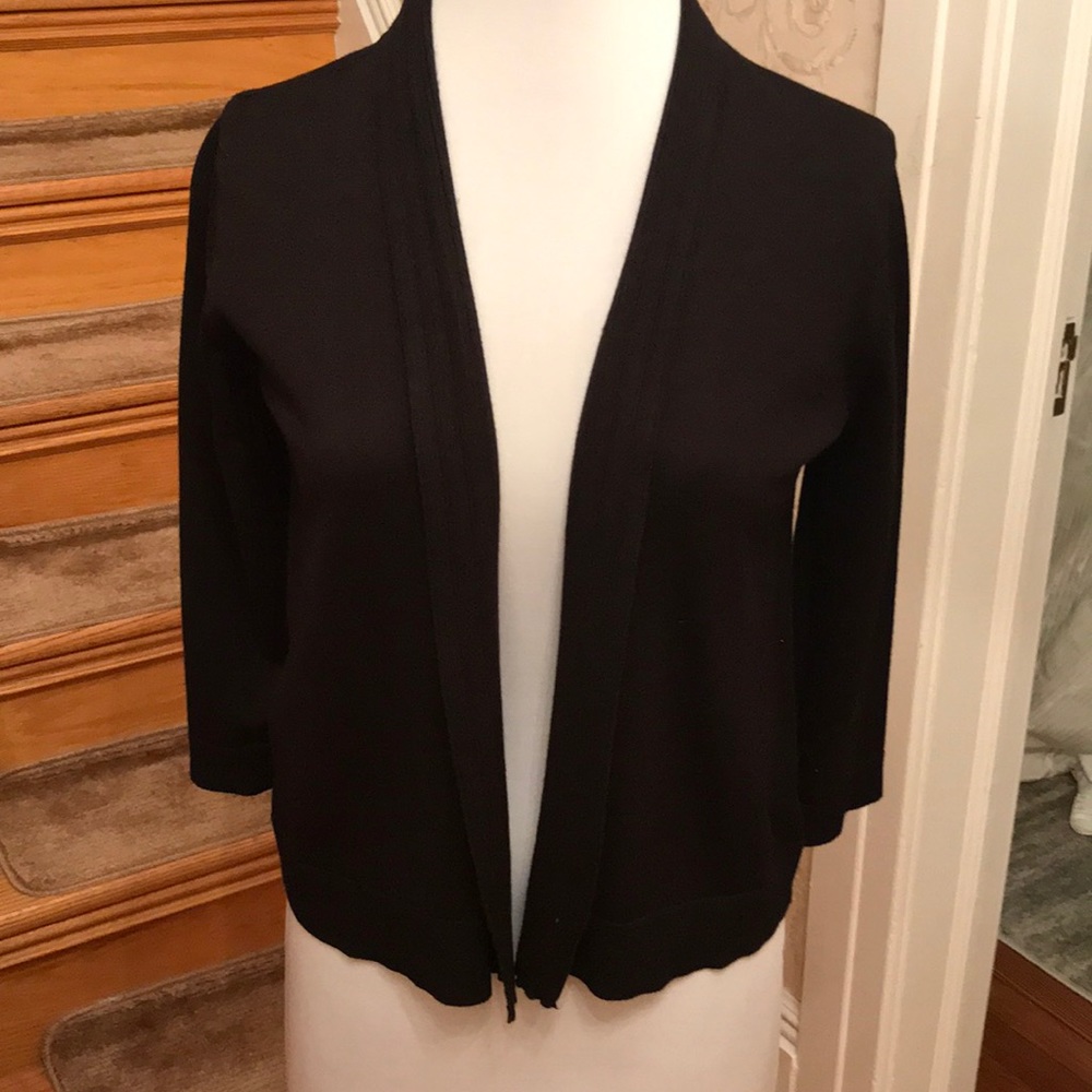 Black shrug.  Size s
